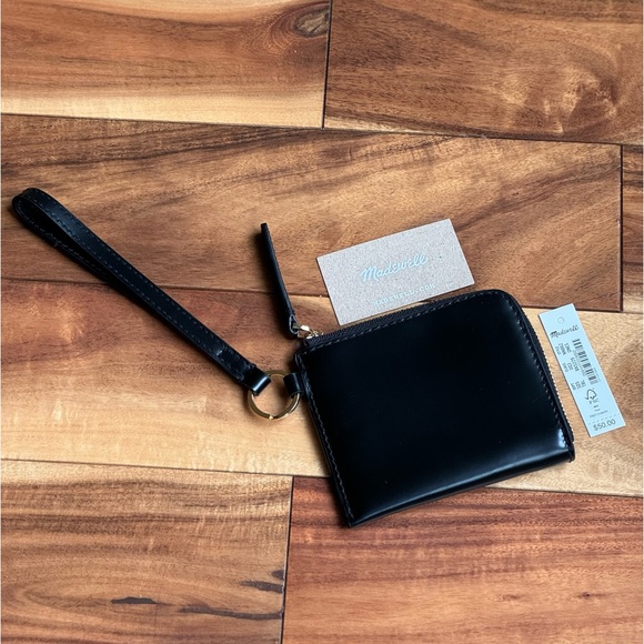 Madewell Black The Essential Small Zip Wallet Wristlet Zip Pouch NWT - Picture 2 of 5